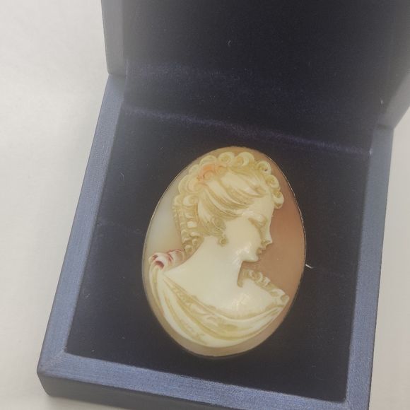 Antique Hand Carved Genuine Shell Cameo Pendant/ Brooch Silver 800 - Picture 3 of 14